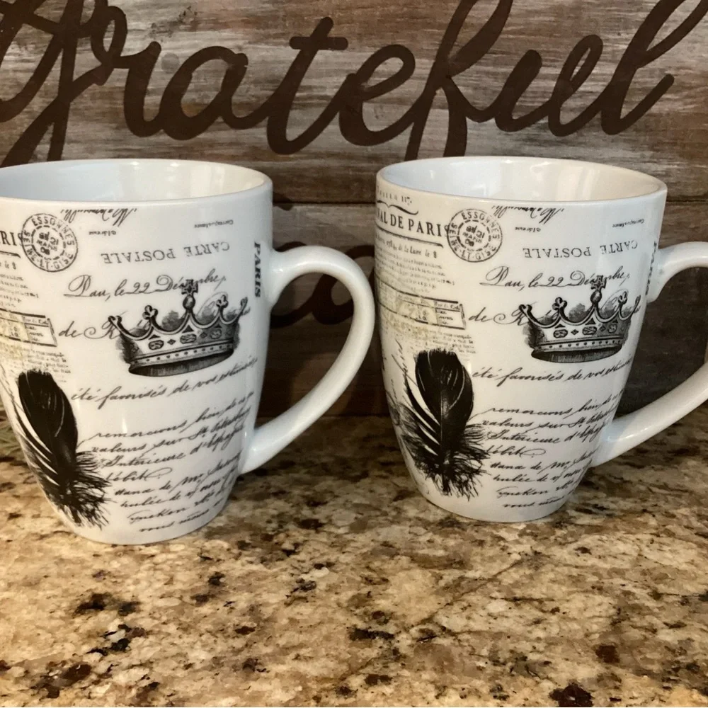 ⚜️ PARIS Mug Set by artist Paula Scaletta NWOT set of 2 15 oz cups coffee tea - Picture 4 of 7